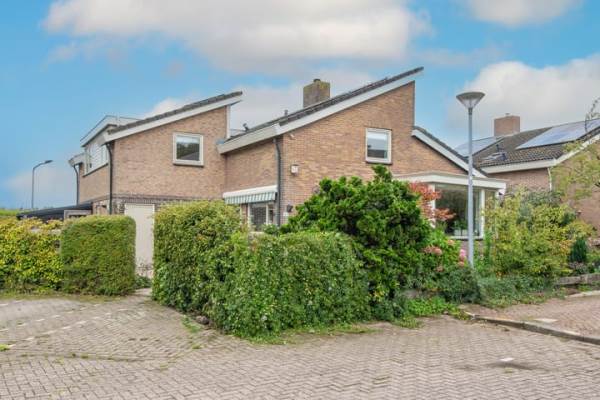 Woning Patrijs 42 Ursem (Gem. Koggenland)