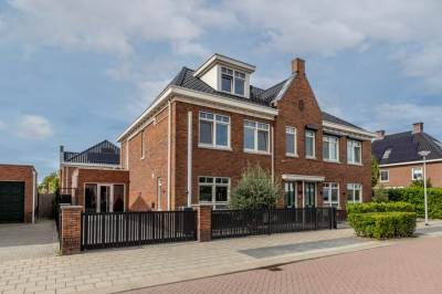 Woning Zilvervloot 18 Rhoon