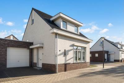 Woning Johan Hoenplantsoen 21 Hoensbroek