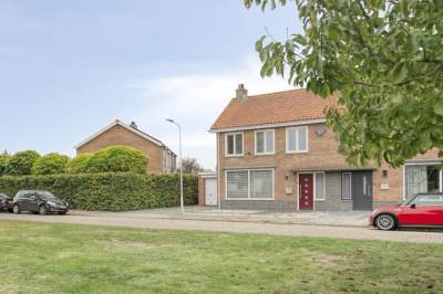 Woning Frederik Hendrikplantsoen 1 Sas van Gent