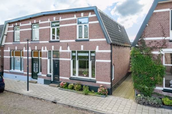 Woning Hazelaarweg 7 Hengelo (OV)