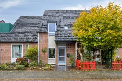 Woning Servaashof 32 Helden