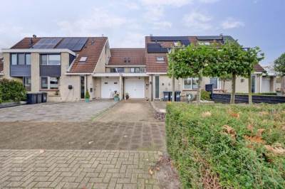 Woning Willem Joseph van Ghentstraat 25 Hellevoetsluis