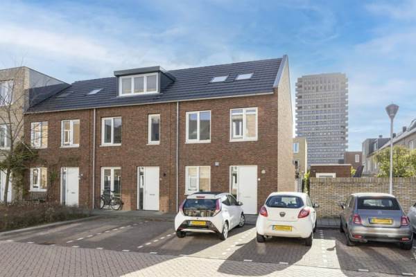 Woning Delflandstraat 1 Tilburg