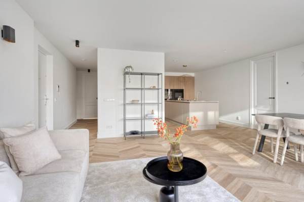 Woning Valkenburgerstraat 211 Amsterdam