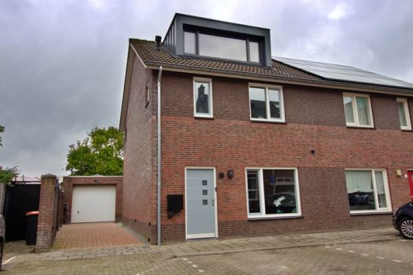 Woning Dr. Nuijensstraat 5 Tilburg