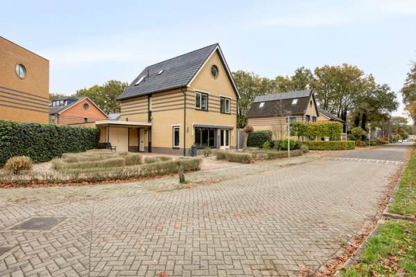 Woning Margaretha Roosenboomlaan 53 Enschede