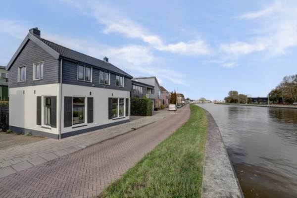 Woning Zuidkade 229 Waddinxveen