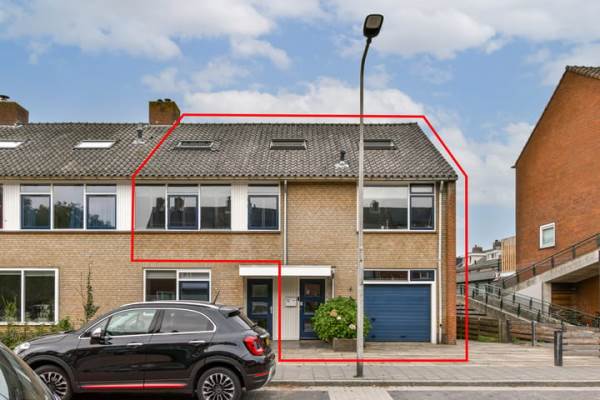 Woning de Ruijterstraat 12 Lisse