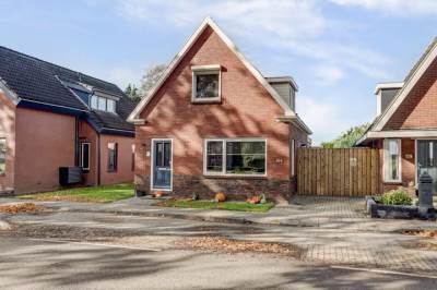 Woning Hoofdkanaal WZ 104 Emmer-Compascuum