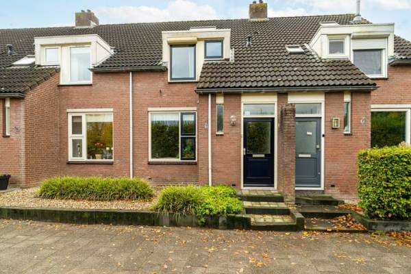 Woning Van Nederveenpad 20 Hardinxveld-Giessendam