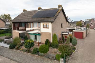 Woning Debussylaan 19 Raamsdonksveer