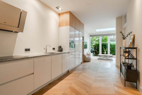 Woning Wilhelminastraat 144H Amsterdam