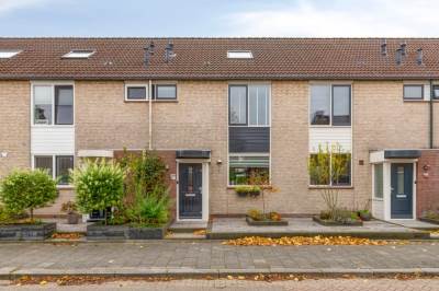 Woning Aelbert Cuyplaan 30 Hendrik-Ido-Ambacht