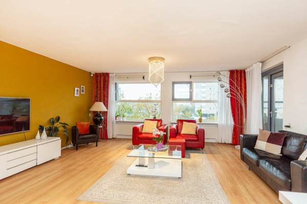 Woning Rijswijkseweg 71C Den Haag