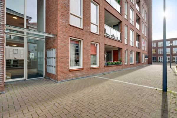 Woning Achter de Steenen Trappen 45 Roermond