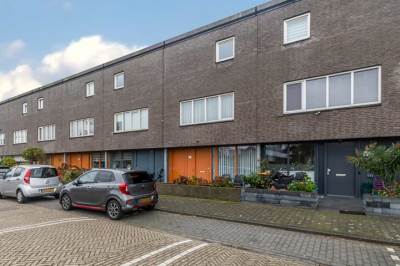 Woning Carry van Bruggenhof 111 Den Haag