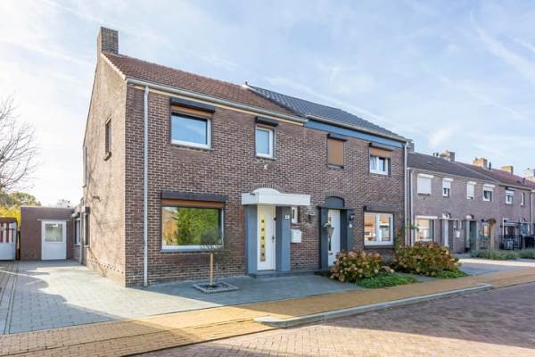 Woning Karel Doormanstraat 20 Landgraaf
