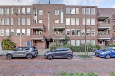 Woning Gerrit van der Veenlaan 193 Den Haag