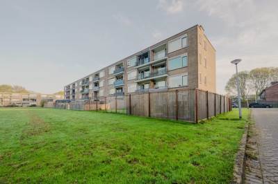 Woning Rembrandtstraat 127A Spijkenisse