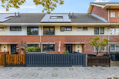 Woning J.J. Slauerhoffstraat 221 Almere