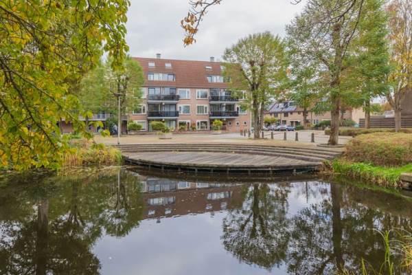 Woning Arthur van Schendelplein 33 Hillegom