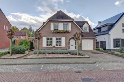 Woning Dr. Ariënsstraat 12 Panningen