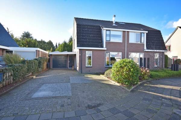 Woning Idsingha 9 Feanwâlden