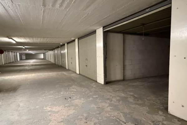 Garage Burgemeester van Fenemaplein GARAGE 177 Zandvoort