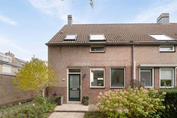 Woning Ary Schefferlaan 22 Hendrik-Ido-Ambacht