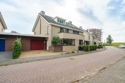 Woning Magneetveld 51 Almere