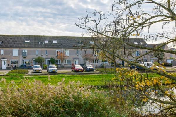 Woning Saint-Saensgracht 15 Almere