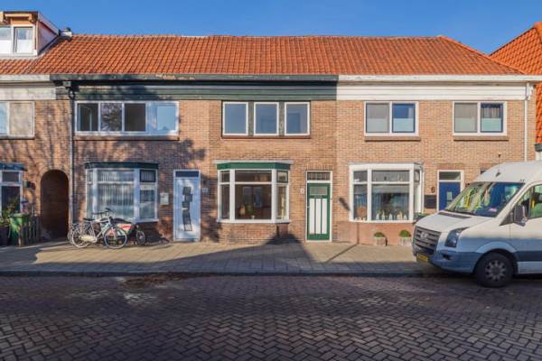 Woning Jan Pieterszoon Coenstraat 8 IJmuiden