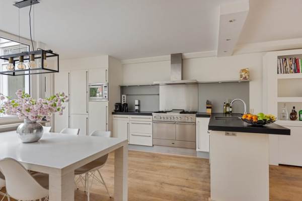 Woning Jan Roggeveenweg 32 Bergen (NH)