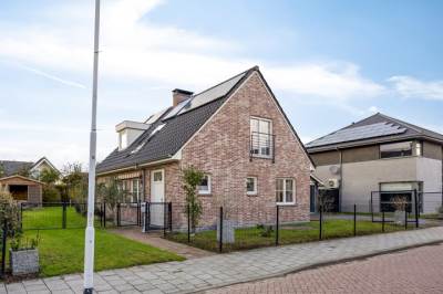 Woning Kapitein R. Fassaertstraat 10 Lamswaarde