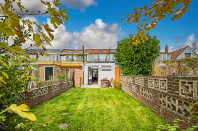 Woning Bloemistenlaan 9 Leiden