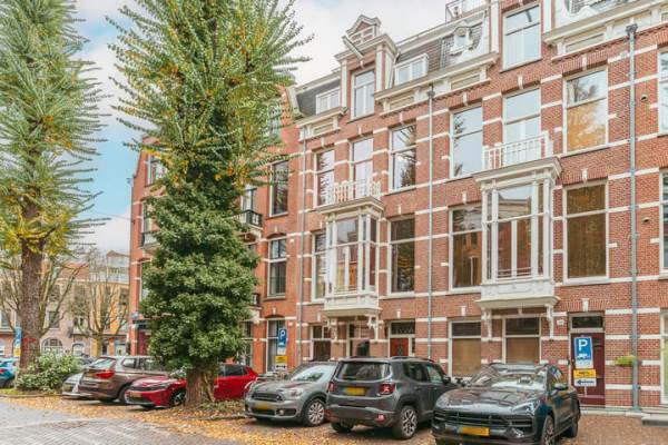 Woning Johannes Verhulststraat 39H Amsterdam