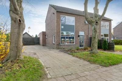 Woning Mr. J. van Lierstraat 20 Emmen