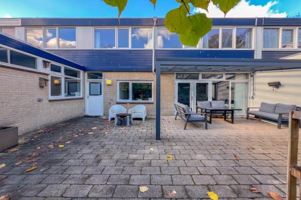 Woning Kasteel Nemerlaerstraat 5 Tilburg