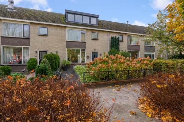 Woning Vredeburglaan 16 Limmen