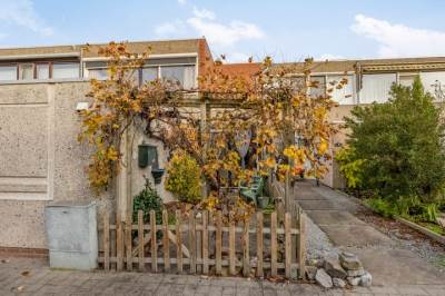 Woning Azarooldoorn 12 Rotterdam