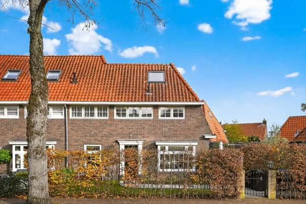 Woning Lindenlaan 137 Huizen