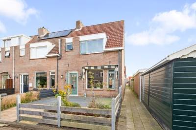 Woning Burg. Warnerslaan 2 Anna Paulowna