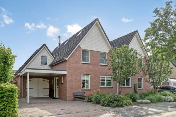 Woning Waterlelie 13 Marknesse