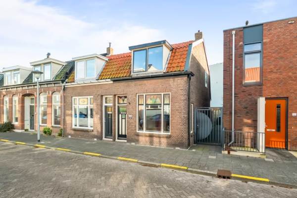 Woning Hertzogstraat 102 Den Helder
