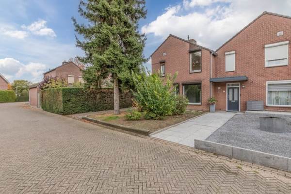 Woning Jasmijnstraat 8 Echt