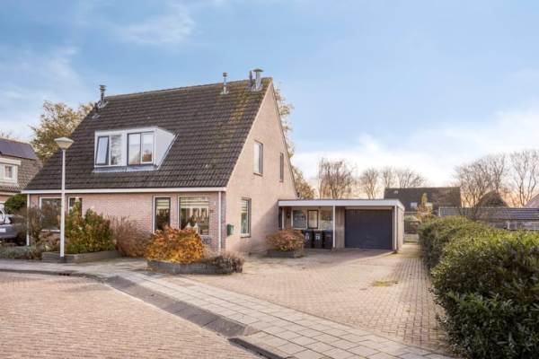 Woning Schoolstraat 25 Scheerwolde