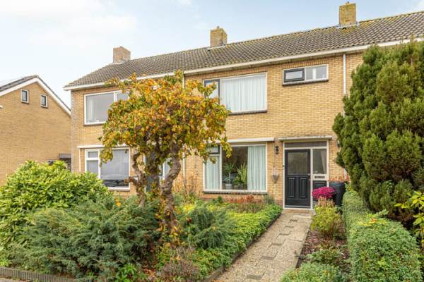 Woning Ljurkstrjitte 4 Stiens