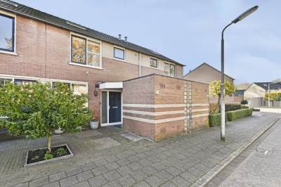 Woning Wouter van Dijklaan 16 Hooglanderveen
