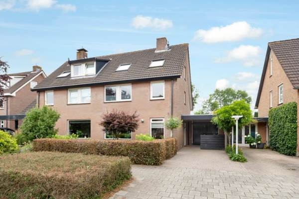 Woning Ruysdaellaan 24 Nijkerk